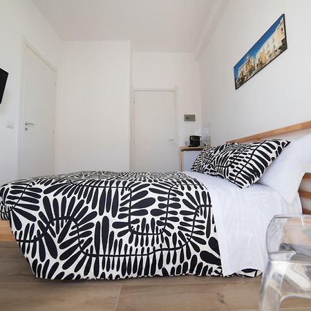 Residence Le Tre Piazze Syracuse Екстер'єр фото