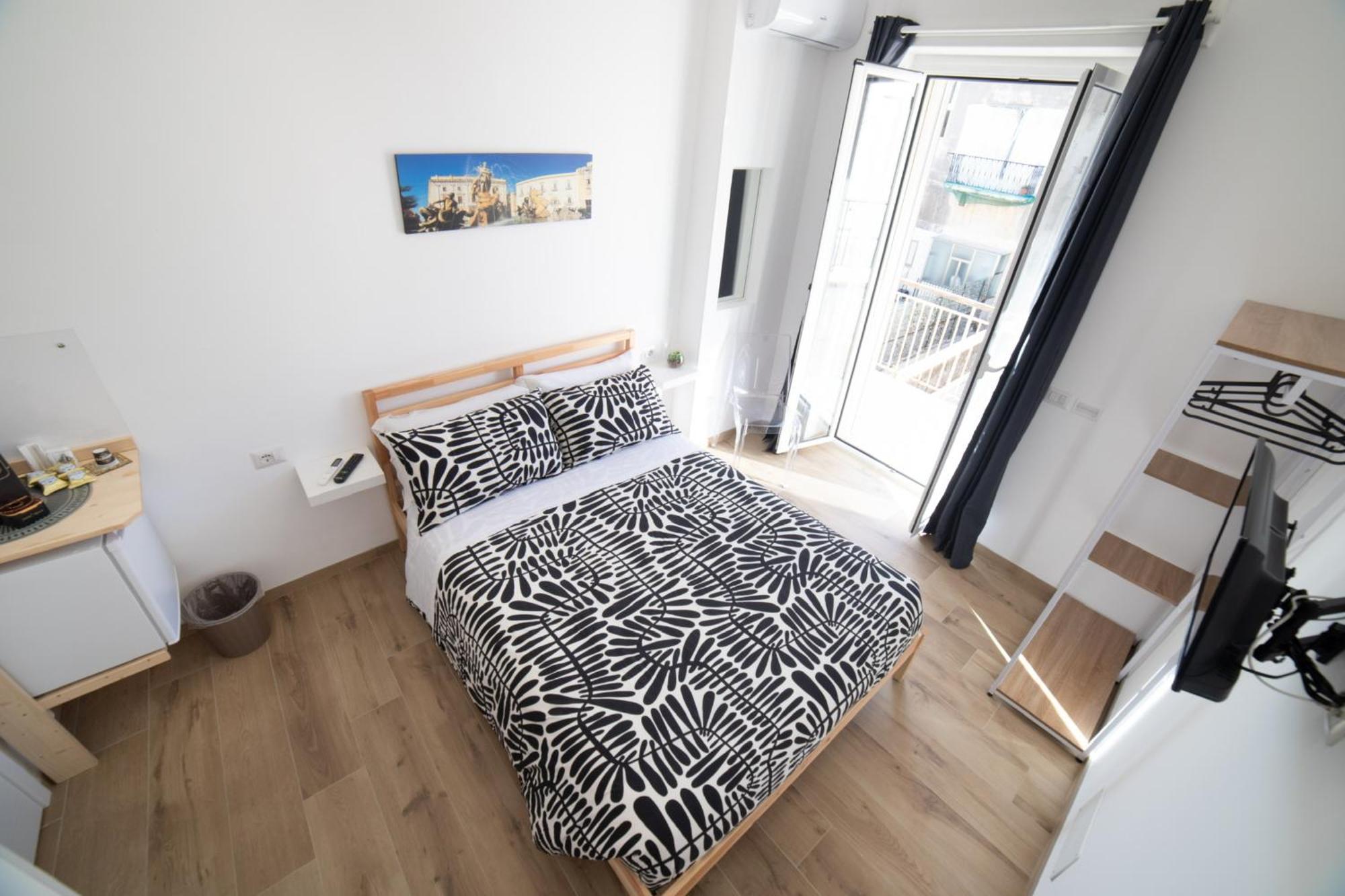 Residence Le Tre Piazze Syracuse Екстер'єр фото
